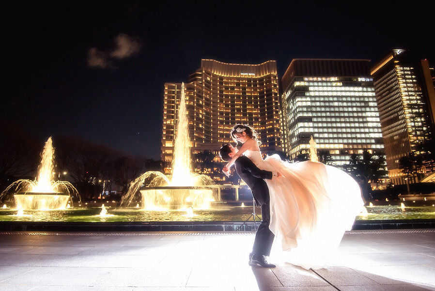 夜の東京駅で前撮り