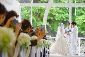 挙式の指輪交換