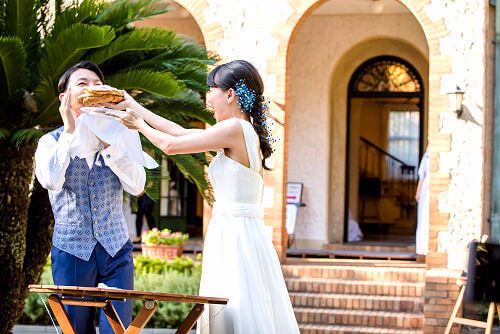 ファーストバイト